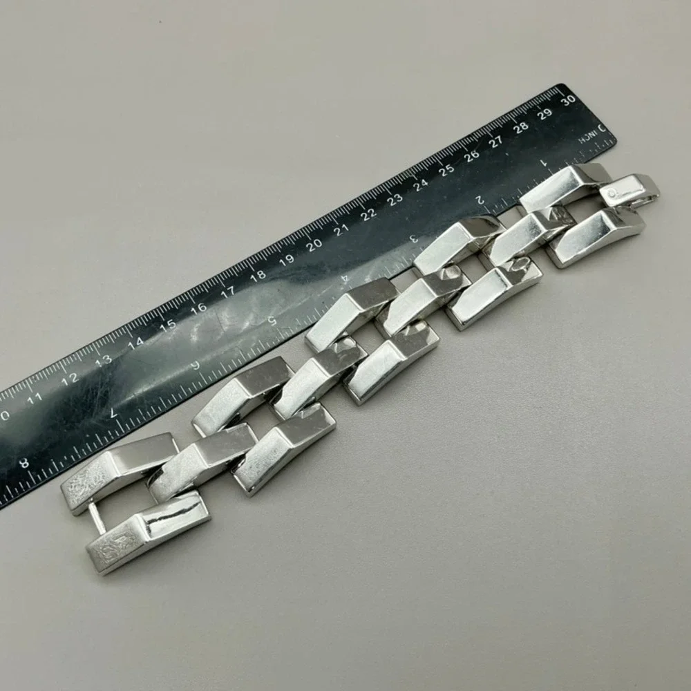 Bracelet Womesn Silver Tone Geometric Link Chunky Statement 7.5 Inch Jewelry